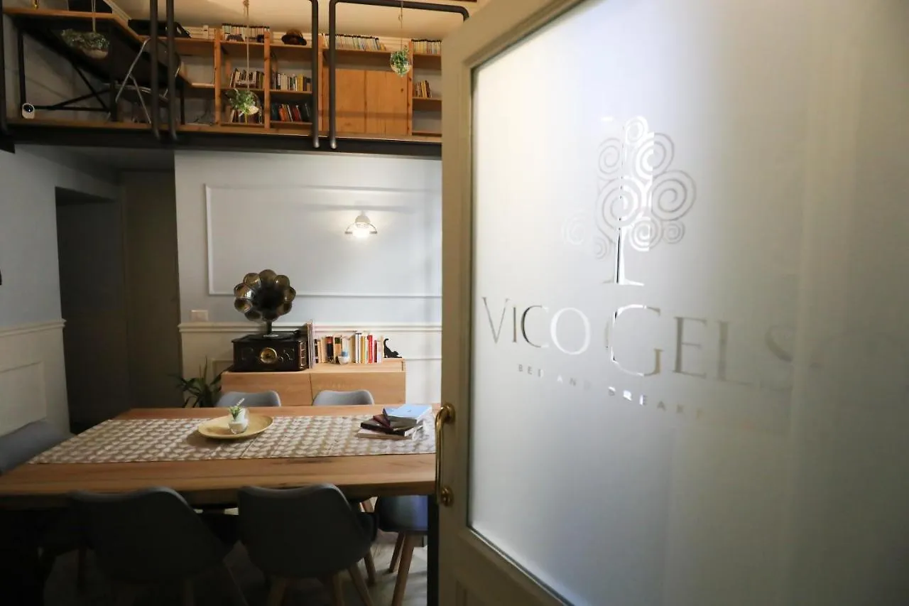 Vico Gelso Napoli Bed & Breakfast 0*, Naples