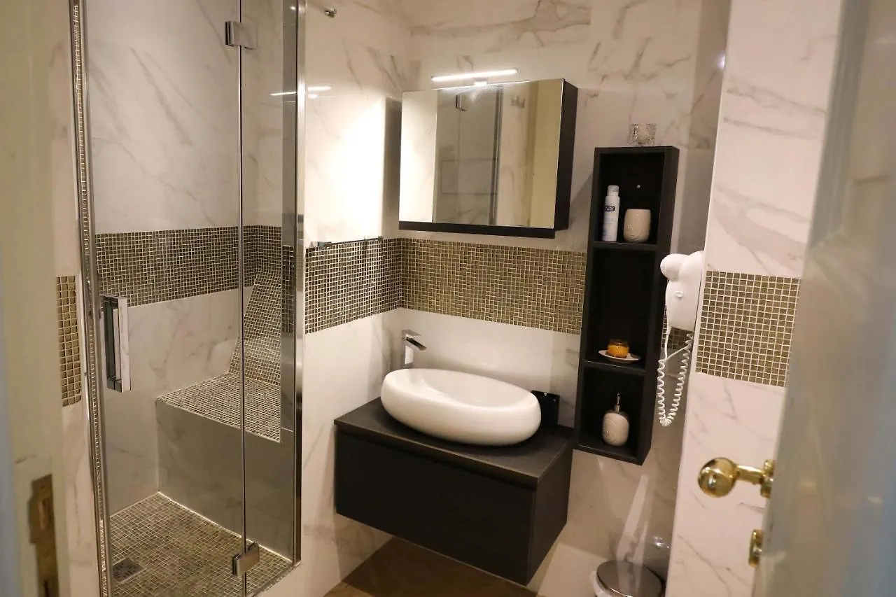 Vico Gelso Napoli Bed & Breakfast 0*, Naples Italy